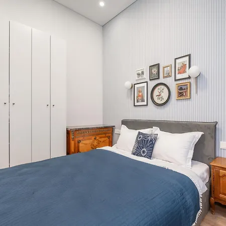 Appartement Stylish With Balcony & Old Town Charm *